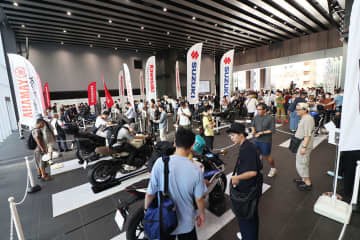 アキバが夜までバイクで大盛り上がり！「バイクの日」レポート