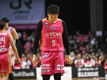 秋田ノーザンハピネッツに悲報…主将の田口成浩が右膝前十字靭帯損傷などで全治未定