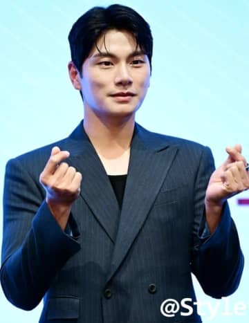 イ・イギョン、人気バラエティ「遊ぶなら何する？」を卒業へ