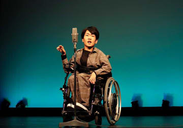 「車椅子はずるい！」と言われて　上智卒・ラランド後輩、先天性ミオパチーを武器にする芸人・布ちゃん【後編】