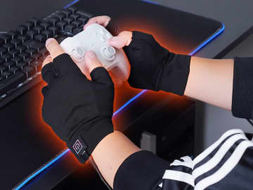 サンコーのあったかゲーミング手袋　手の甲にヒーター