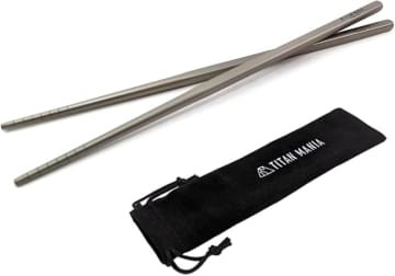 釣り場でも家庭でも使いやすい。TITAN MANIA「チタン箸」は軽量で頑丈なアウトドアギア