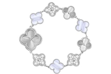 ヴァン クリーフ＆アーペル「アルハンブラ」形を変えるロングネックレス＆リング、ダイヤモンド輝く腕時計も