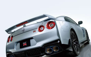 日産、「FOREVE“R” GT-Rファンは永遠に」を開催