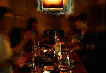 友人や職場での飲み会は「6,000円以内で飲み放題付き」！気心知れた相手とワイワイ楽しむビストロ5選