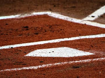 甲子園を沸かせた強肩強打の捕手とは！？幼なじみバッテリーで話題の逸材が巨人から育成指名【ドラフト2025】