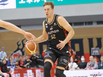 大阪エヴェッサのヴォーディミル・ゲルンが戦線離脱…右アキレス腱炎で全治約1カ月