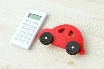 ガソリン代・保険料・駐車場代…車を持ち続けるコストってどれくらい？ 週末しか車を使わないならカーシェアのほうが安いでしょうか？