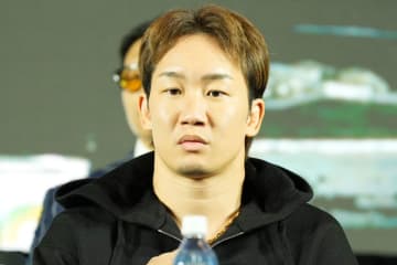 【RIZIN】朝倉未来、六本木にサプライズ登場　緊急会見に集まったファンはどよめきと大歓声