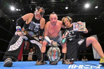 コリアンタウンに降臨した“唯一神”が王座を奪取！バンクハウスVHSビデオテープデスマッチで旧神を排除へ