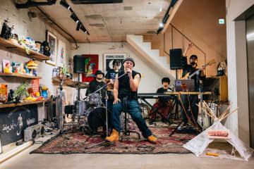 伝説再び！B.I.G.JOEが盟友buzzy.＆笠原瑠斗と「DOG HOUSE STUDIO」に降臨！圧巻のライブセッション公開！