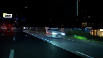 「うわっ！これが逆走か」前方から迫り来るヘッドライト、ふらついていた電動キックボードが目の前に倒れ込む瞬間