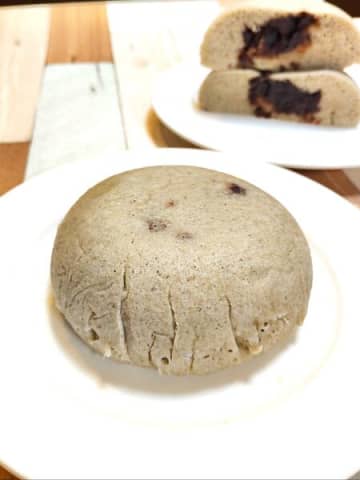 レンチンでふっかふかでほっかほか！ゴマあんまん！