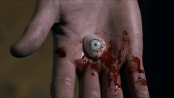 「ひとことで言ってパーフェクト」「観終えてもしばらく現実に戻れない」絶賛の声続々！『視える』不穏すぎる冒頭映像