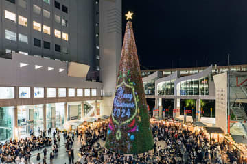 梅田スカイビルで「クリスマスマーケット」、昼から夜まで楽しめる４２日間