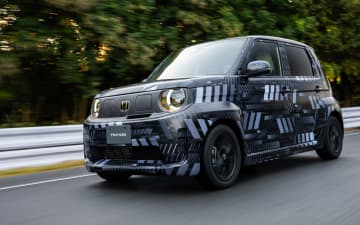 ホンダの新型コンパクトBEV「スーパーONEプロトタイプ」初乗り！　高いコーナリング性能と低重心だから面白いし“BOOSTモード”も最高すぎた