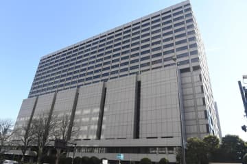「怒羅権」創設メンバーに懲役１３年実刑判決　メディア出演で更生アピールも裁判長断罪