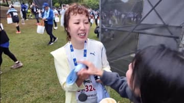 “お友達系YouTuber”そわんわん、フルマラソン完走動画に反響　伴走した彼氏の優しさに視聴者ほっこり