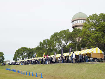 イベントレポート：「ジャパンバードフェスティバル2025」にカメラ・双眼鏡メーカー各社が参加　野鳥撮影ファンに望遠系・連写系の機材をアピール