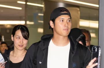 「キャーー！！」大谷翔平、妻・真美子さんが見せた"柔らかい表情"に、ファン悶絶「最高の1枚」「仲良し夫妻」