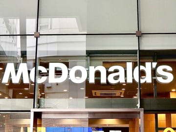 しわくちゃで可愛いぃぃ♡【マクドナルド】全制覇したくなる！！「最新ハッピーセット」