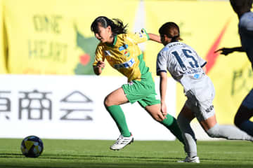 16歳逸材が3人抜きアシスト「これはすごい！」　相手守備網を打開の圧巻ドリブルに「ワクワクした」