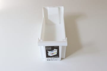 セリアに専用品がついに出た～！「もう転がらない！」「効率よく保管できる！」賢い収納ケース