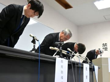 傷害疑い教諭逮捕　桜川市教委「生徒におわび」　処分見直し検討　茨城