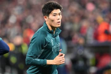 冨安健洋が「ボール蹴ってる！」　復活へリハビリ着々…練習姿にファン歓喜「日本サッカー界に朗報」