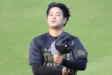 【阪神】高橋遥人　オフのテーマは「生き物的に強くなる」　トレーニングできる喜びに笑顔