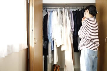 クローゼットのキレイをキープできない人はやっている！洋服のNG収納3選