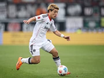 今季は開幕から絶好調も、直近１か月以上ゴール関与なし…フランクフルト堂安律の“失速”原因を現地メディアが分析「フライブルク時代に比べて…」