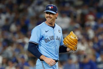 元CY賞右腕ビーバーがブルージェイズ残留を決断　1年1600万ドルの選手オプションを行使