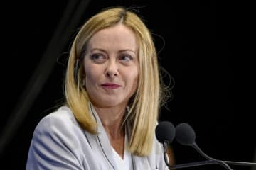 イタリア首相、来年の訪日調整　高市氏と電話会談