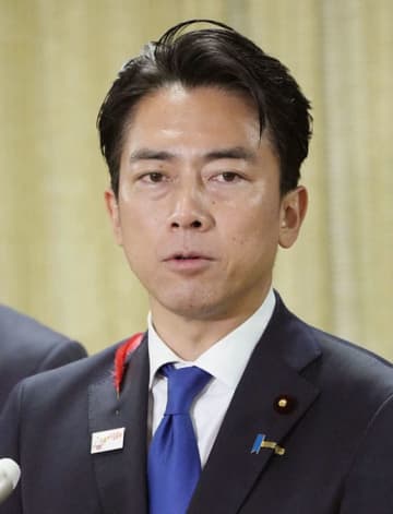 小泉防衛相、原潜の必要性に言及　「周りの国々は保有」