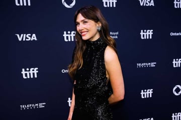 ド軍“ガチファン”大人気ハリウッド女優がド緊張「もう信じられない！」　選手と対面し大興奮