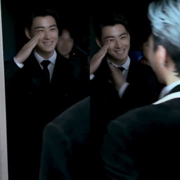 “軍人”チャウヌ（ASTRO）、G-DRAGONに敬礼…APECの舞台裏で出会った“2人のスター”