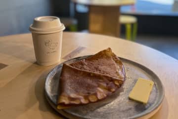 関西初出店！京都・岡崎にコーヒー＆クレープカフェ「OC coffee」登場