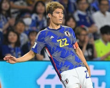「日本サッカー界に朗報ですね！」無所属でリハビリ中の冨安健洋がトレーニング姿を公開！「完全復活期待しています」「みんな待っているからね」の声