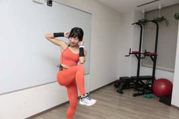 8分でお腹が変わる！立ったままでできる“最強腹筋メニュー”