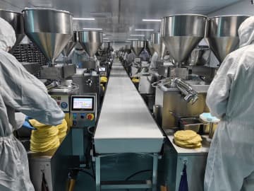 東南アジア産ドリアン、中国山東省で加工　農村振興を後押し