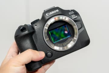 キヤノン、ミラーレスEOS初オープンゲート撮影対応「EOS R6 Mark III」