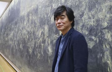 中国人画家、福岡の展示会で講演　満州・葫蘆島引き揚げ日本人描く