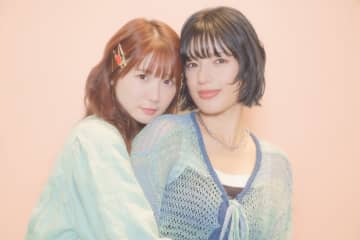 親友の小野花梨×石井杏奈 同棲中の恋人役を演じ「毎日本当に幸せ」「ずっと笑ってる」プライベートでは一緒にキックボクシングも
