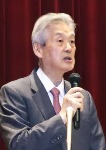 日本医師会会長、財政審に反論　診療所「窮状は変わらない」