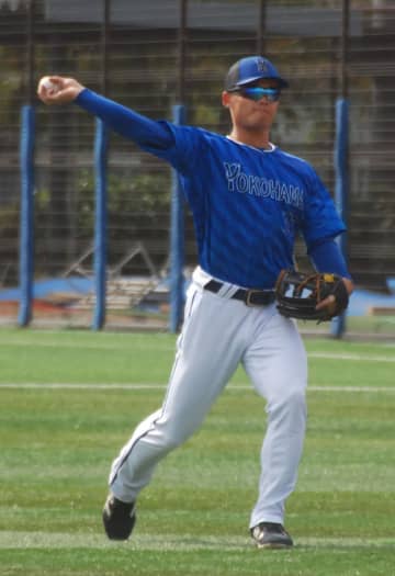 【DeNA】加藤響、現状維持の750万円で契約更改　 若松尚輝は800万円