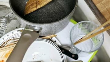 「主婦が苦手な家事」ランキング、食器洗いよりもコツ・時間が必要"苦痛"な作業は【総合順位】