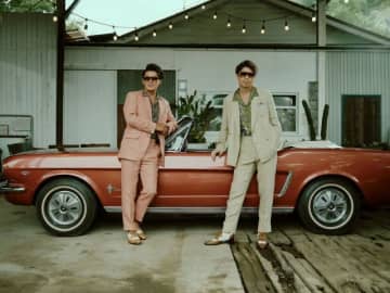 武田と哲也、結成20周年イヤーにミニ・アルバム『LOVE SHOT』リリース 3都市でのワンマン・ライヴ開催も