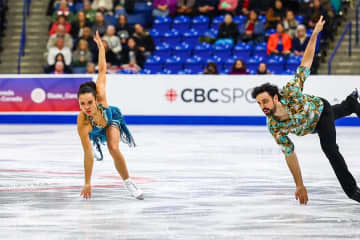 大阪名所で感激「美しい国」　440年超の歴史…海外スケート女子が虜「また来られた」