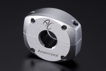 PERFECTION、ケーブルを挟むように取り付ける分割式ナノ結晶ノイズ抑制コア